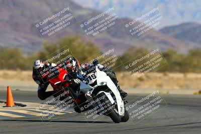 media/Jan-09-2022-SoCal Trackdays (Sun) [[2b1fec8404]]/Turn 14 (10am)/